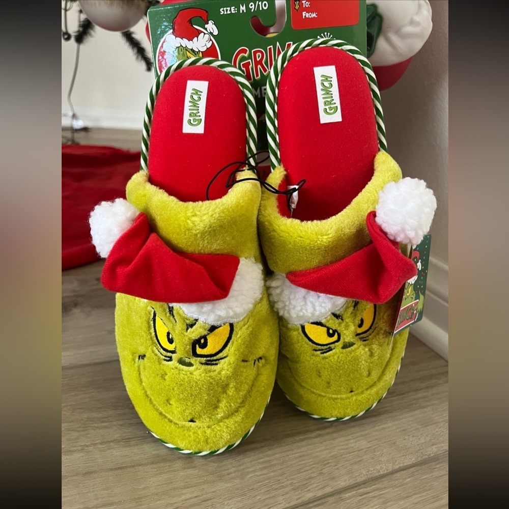 NWT The Grinch Santa Hat Slipper Slip-on Plush Shoes - Size L 9/10 Men